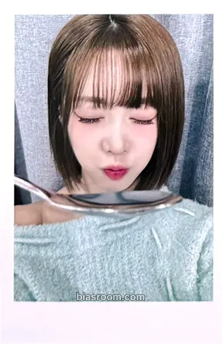 Nien Performante Photocard - tripleS - tripleS K-pop photocard