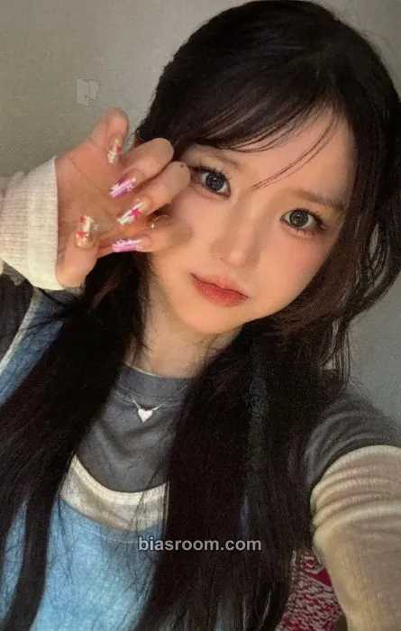 Hayoung LIKE YOU BETTER (Japanese ver.) Photocard - fromis_9 - fromis_9 K-pop photocard