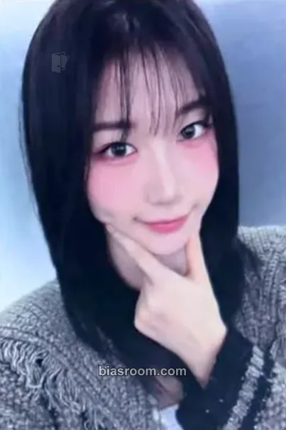 Kaede tripleS 1st Asia Tour: My Secret New Zone Photocard - tripleS - tripleS K-pop photocard