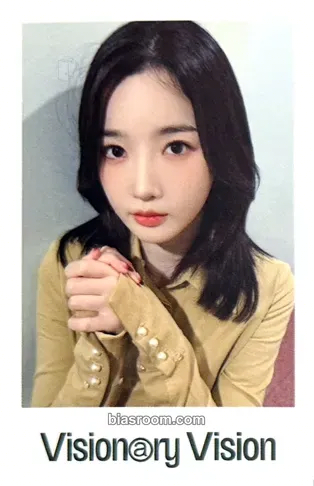 Yooyeon Performante Photocard - tripleS - tripleS K-pop photocard