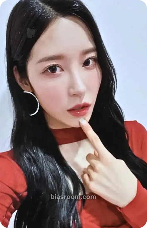 Hyungseo LIVES ACROSS Photocard - CLASSy - CLASSy K-pop photocard