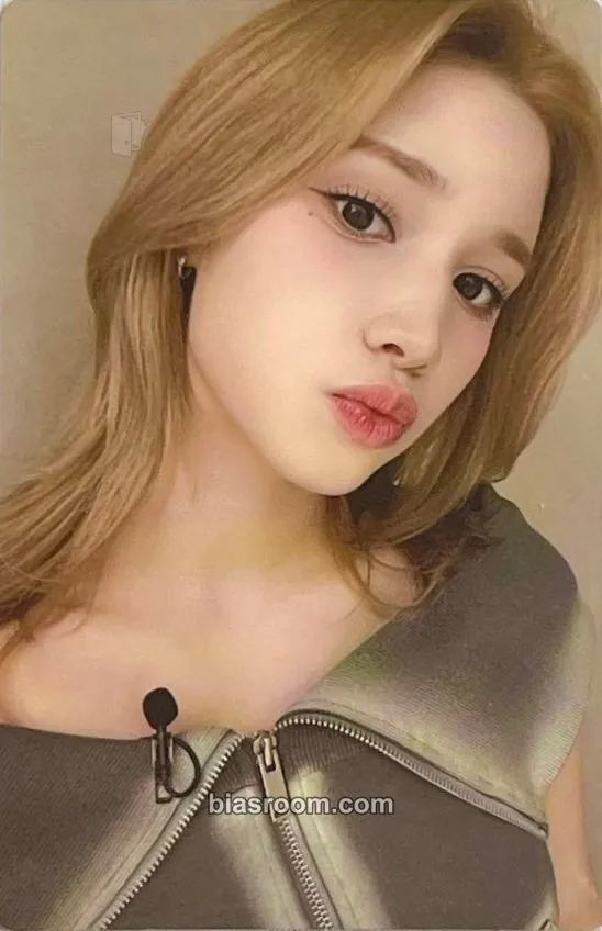 Huening Bahiyyih Kep1going On Photocard - Kep1er - Kep1er K-pop photocard