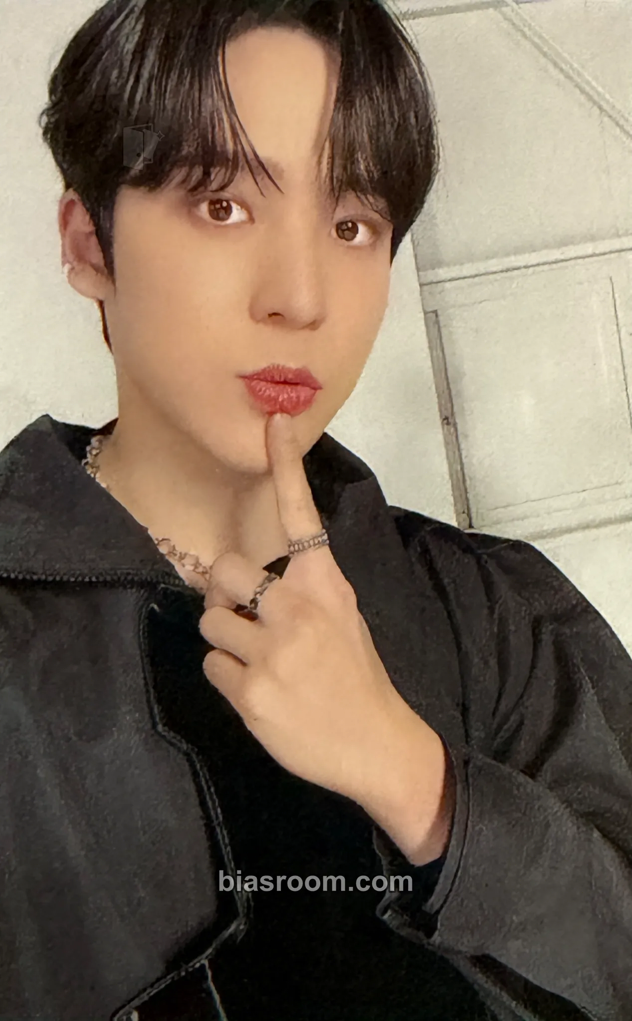 Yunho The Fellowship : Break The Wall World Tour 2022 - 2023 Photocard - ATEEZ - ATEEZ K-pop photocard