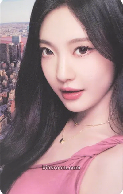Ningning Ningning X Maybelline Photocard - aespa - aespa K-pop photocard