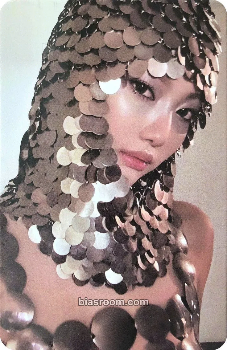 Ningning Ningning X ELLE China Photocard - aespa - aespa K-pop photocard
