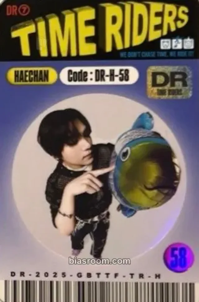 NCT DREAM - Haechan - TIME RIDERS pop-up Event merch photocard trading card riders version special version holographic (hologram)