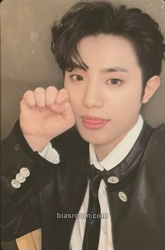 Mill 2025 North America Concert - Our Only Odyssey Photocard - OnlyOneOf - OnlyOneOf K-pop photocard