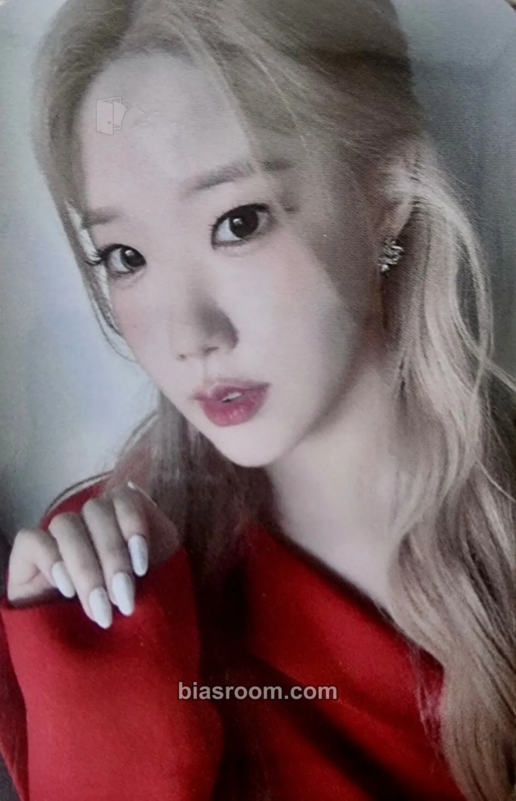 Chaewon Day and Night Photocard - CLASSy - CLASSy K-pop photocard