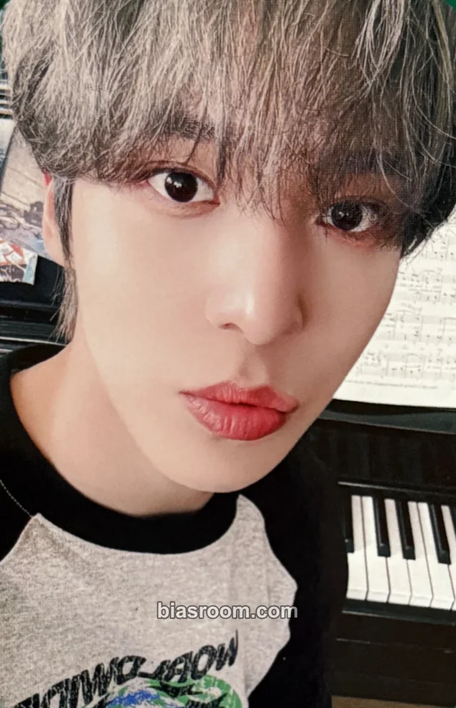 ATEEZ - Yunho - 2025 Season's Greetings - Rock Will Never Die Other pob (pre-order benefit) yes24