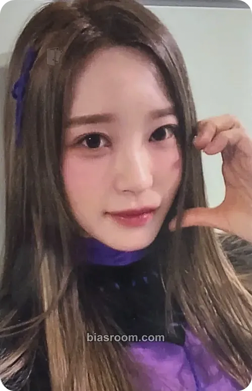 Hyungseo Day and Night Photocard - CLASSy - CLASSy K-pop photocard