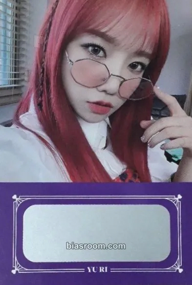 Jo Yuri Oneiric Diary Photocard - IZ*ONE - IZ*ONE K-pop photocard