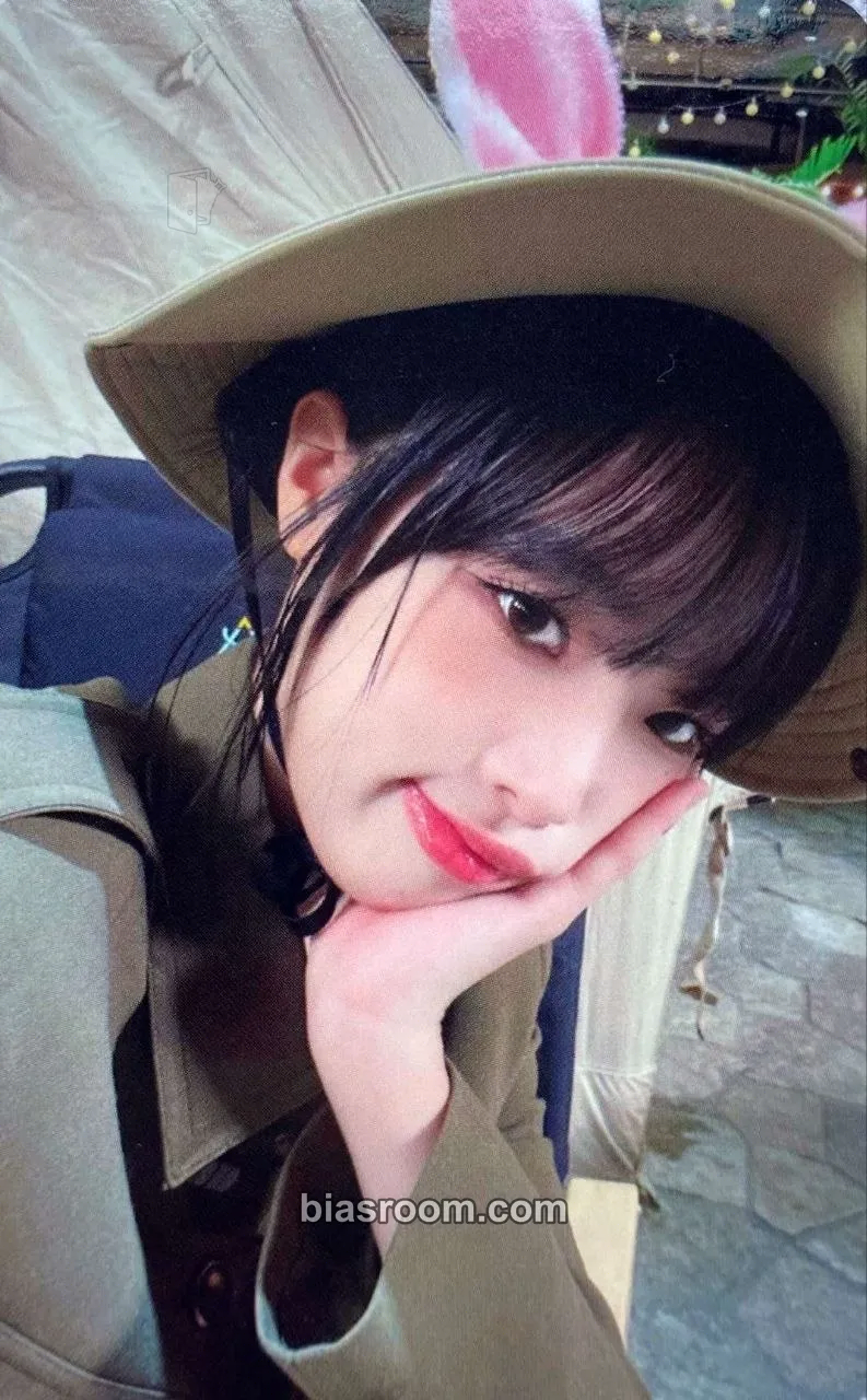Yena "Yena Friends" 1st fanmeeting in Seoul Photocard - Yena K-pop photocard
