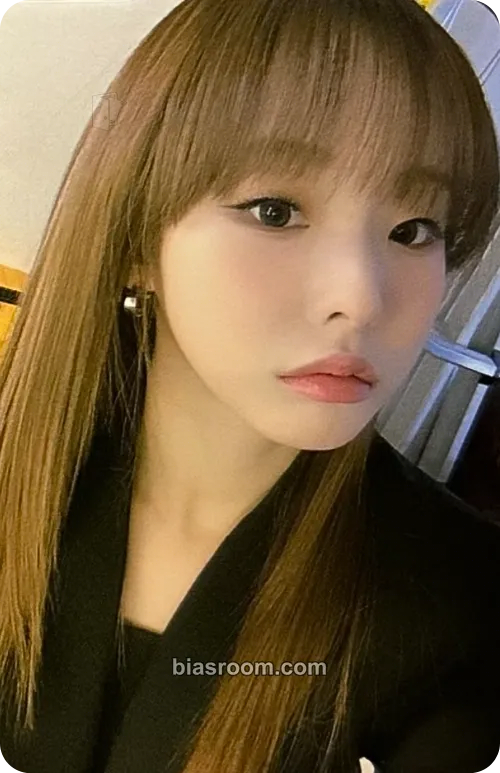 Seonyou Day and Night Photocard - CLASSy - CLASSy K-pop photocard