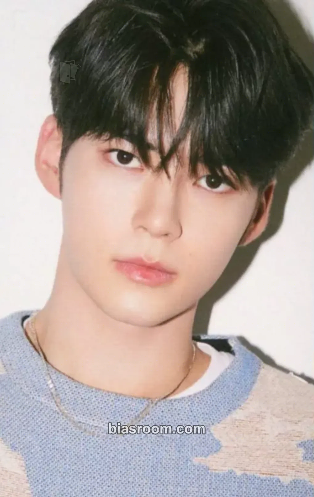 Hanbin DICON: The Beach Boy Photocard - ZEROBASEONE - ZEROBASEONE K-pop photocard