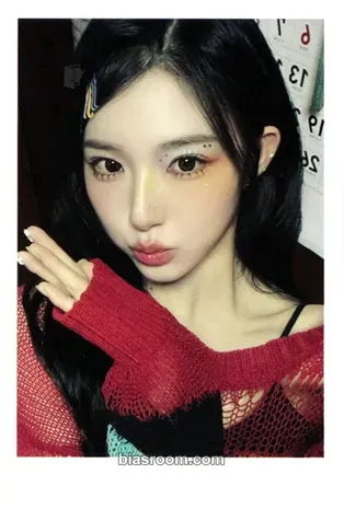 Xinyu Assemble25 Photocard - tripleS - tripleS K-pop photocard