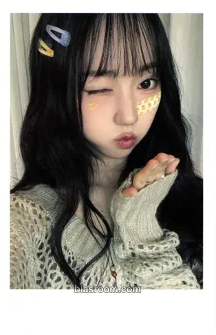 Shion Assemble25 Photocard - tripleS - tripleS K-pop photocard