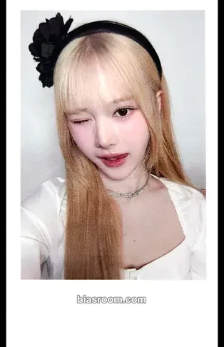 Mayu Assemble25 Photocard - tripleS - tripleS K-pop photocard