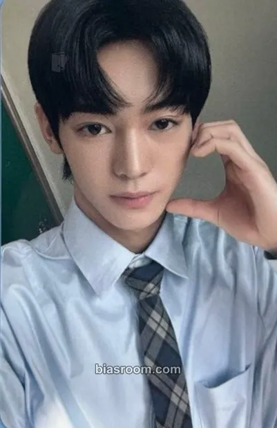 Hanjin Sparkling Blue Photocard - TWS - TWS K-pop photocard