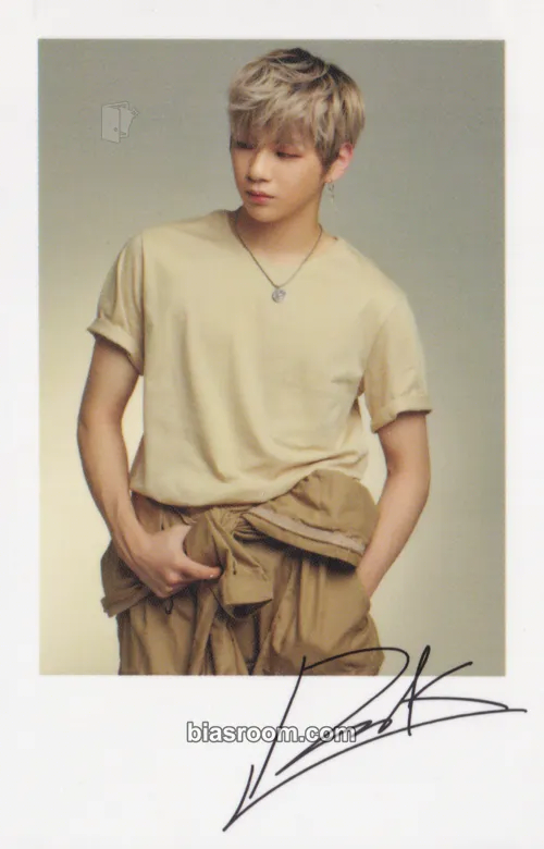Daniel ONE : THE WORLD Photocard - Wanna One - Wanna One K-pop photocard