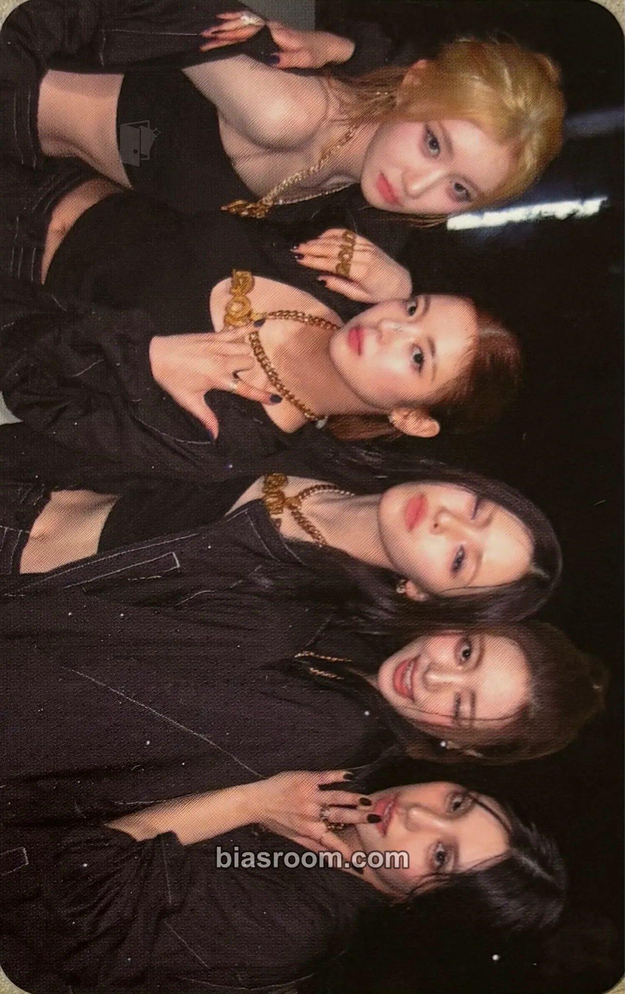 GOLD Photocard - ITZY - ITZY K-pop photocard