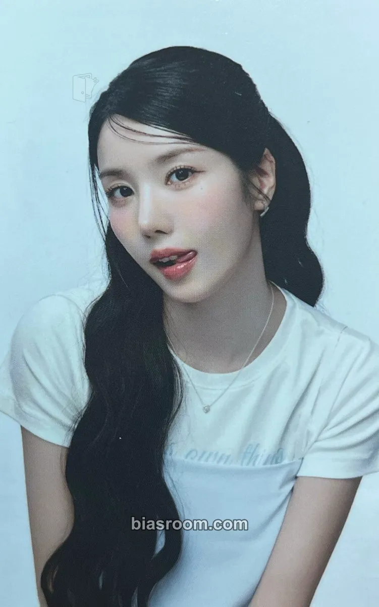 Kwon Eunbi Rubi 4th Official Fan Club Photocard - Kwon Eunbi K-pop photocard