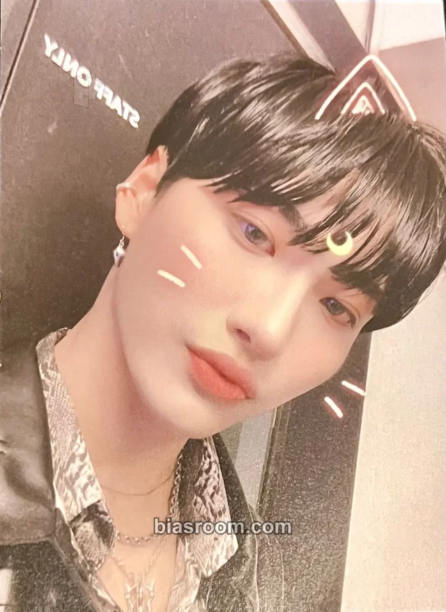 ATEEZ - Seonghwa - TREASURE EPILOGUE : Action to Answer Album broadcast double-sided version 1 postcard