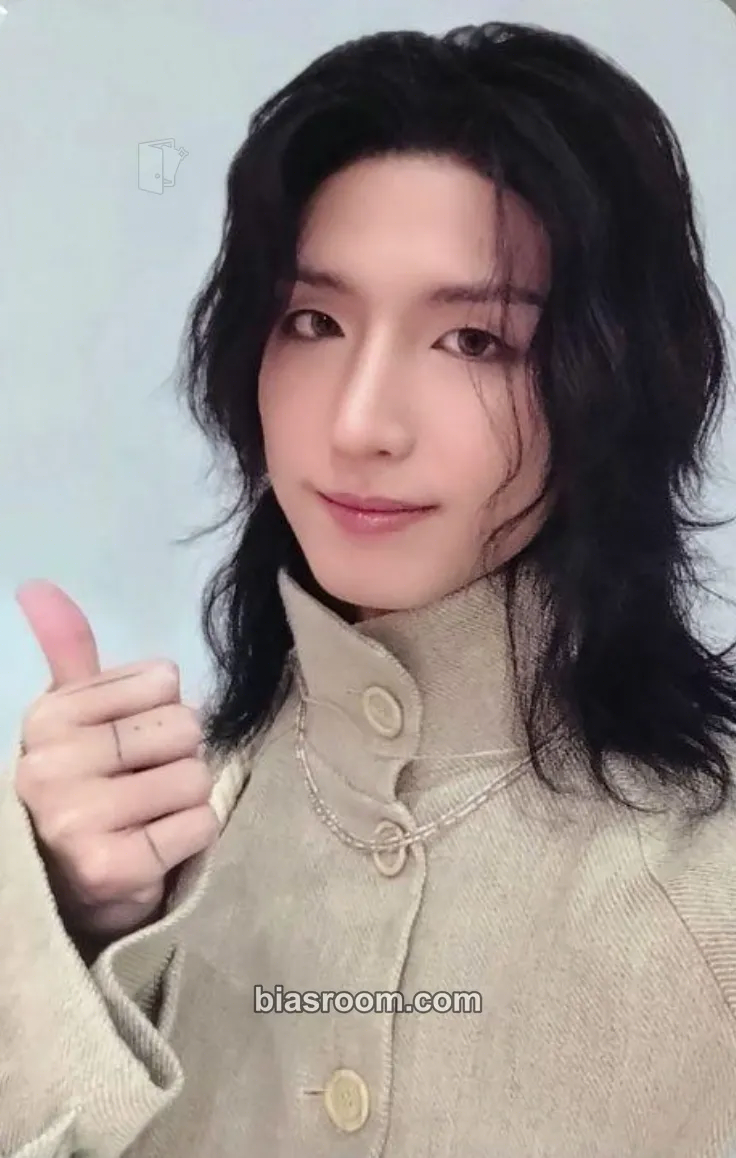 Jun Han DEAD AND Photocard - Xdinary Heroes - Xdinary Heroes K-pop photocard