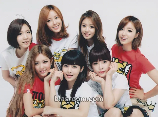 1st queen's fan club membership Photocard - T-ARA - T-ARA K-pop photocard