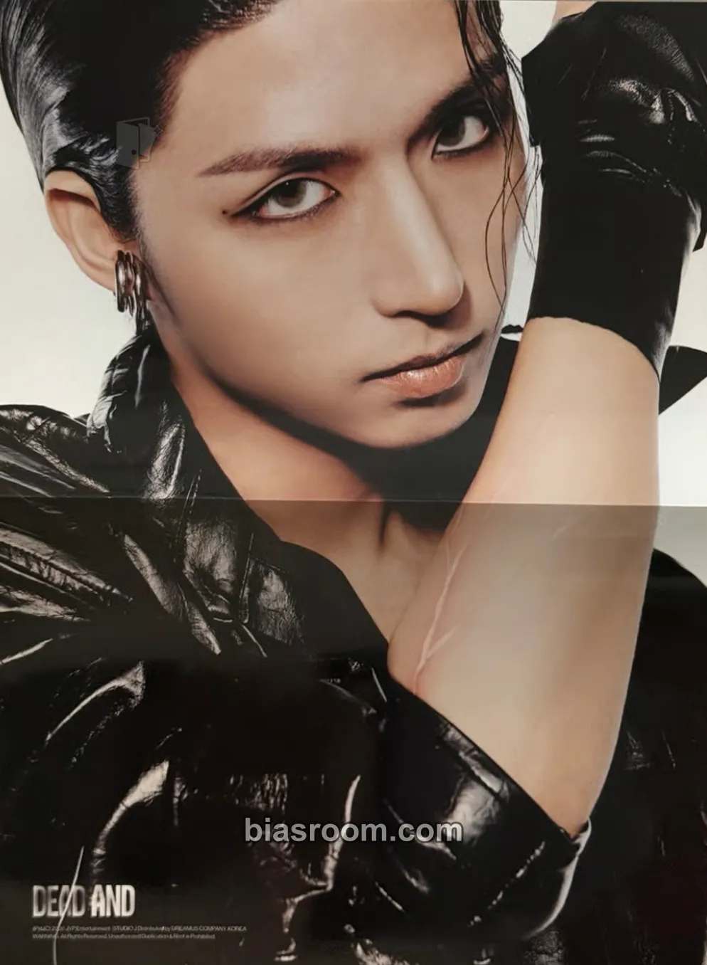 Jun Han DEAD AND Photocard - Xdinary Heroes - Xdinary Heroes K-pop photocard