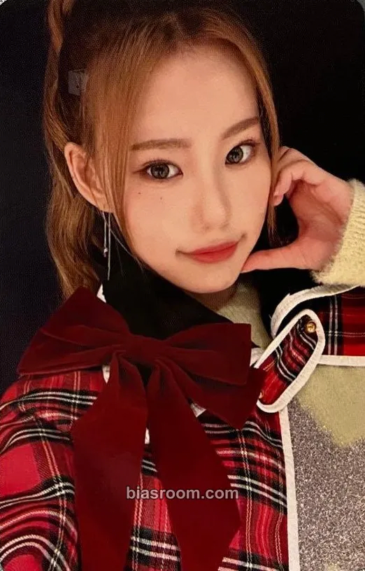 Jieun Macaroni Cheese Photocard - Young Posse - Young Posse K-pop photocard