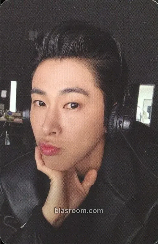 U-Know Yunho U-Know - Reality Show Photocard - TVXQ - TVXQ K-pop photocard