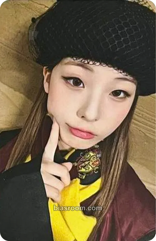 Seonyou Day and Night Photocard - CLASSy - CLASSy K-pop photocard