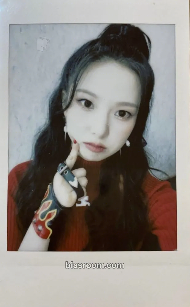 Yujin TROUBLESHOOTER Photocard - Kep1er - Kep1er K-pop photocard