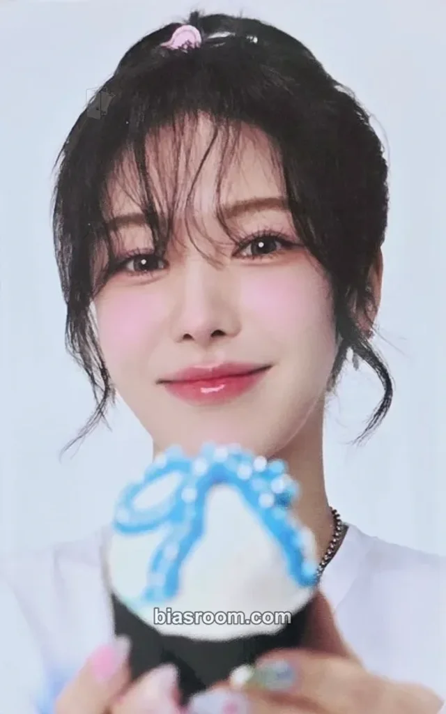 Wendy Red Velvet 2025 SMTOWN : THE CULTURE, THE FUTURE K-pop photocard