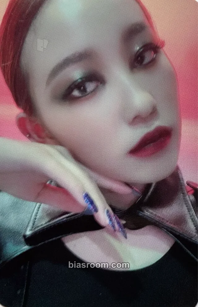 PinkFantasy - Miku - Alice In Wonderland Album poison version album photocard