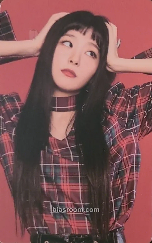 Seulgi 2018 Season's Greetings Photocard - Red Velvet - Red Velvet K-pop photocard