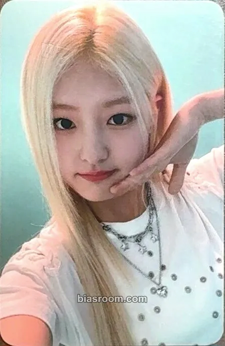 Haneul KISS OF LIFE Photocard - KISS OF LIFE K-pop photocard