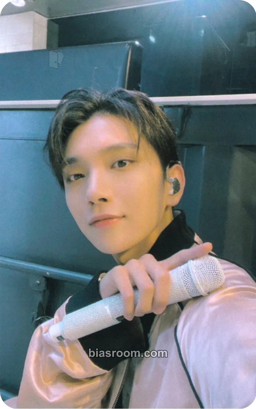 Joshua SECTOR 17 Photocard - SEVENTEEN - SEVENTEEN K-pop photocard