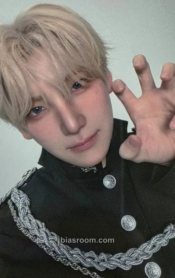 Yuma We on Fire Photocard - &TEAM - &TEAM K-pop photocard
