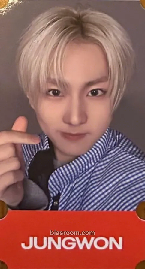 Jungwon Enhypen Cafe 2025 Photocard - ENHYPEN - ENHYPEN K-pop photocard