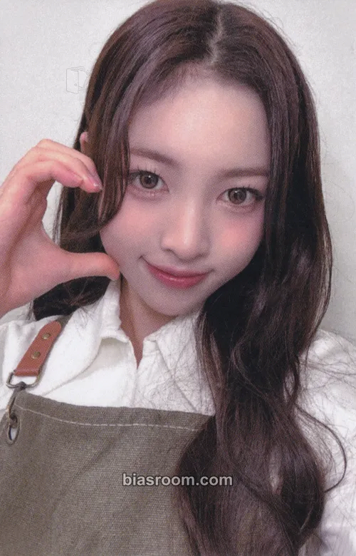 May Re:Scene Photocard - RESCENE - RESCENE K-pop photocard
