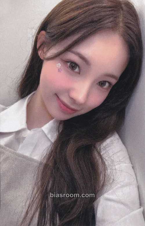 Woni Re:Scene Photocard - RESCENE - RESCENE K-pop photocard