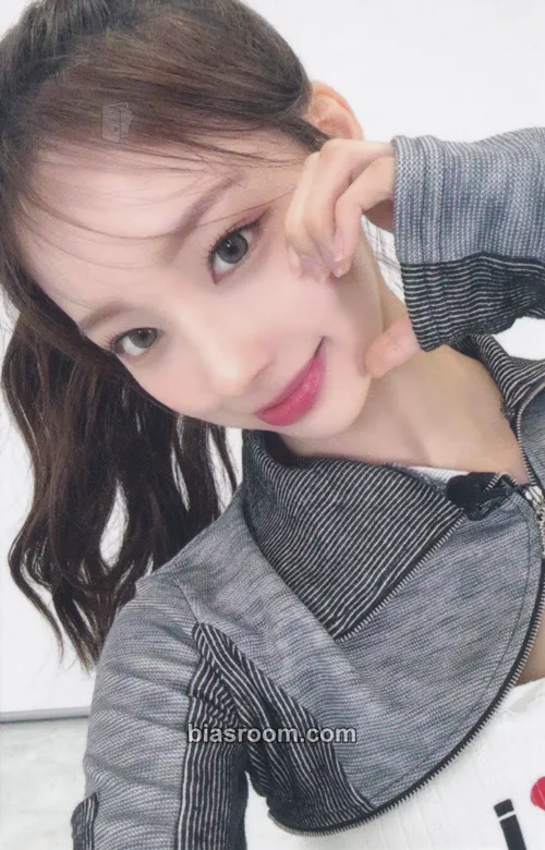 Woni Re:Scene Photocard - RESCENE - RESCENE K-pop photocard