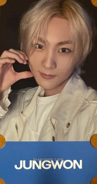 Jungwon Enhypen Cafe 2025 Photocard - ENHYPEN - ENHYPEN K-pop photocard