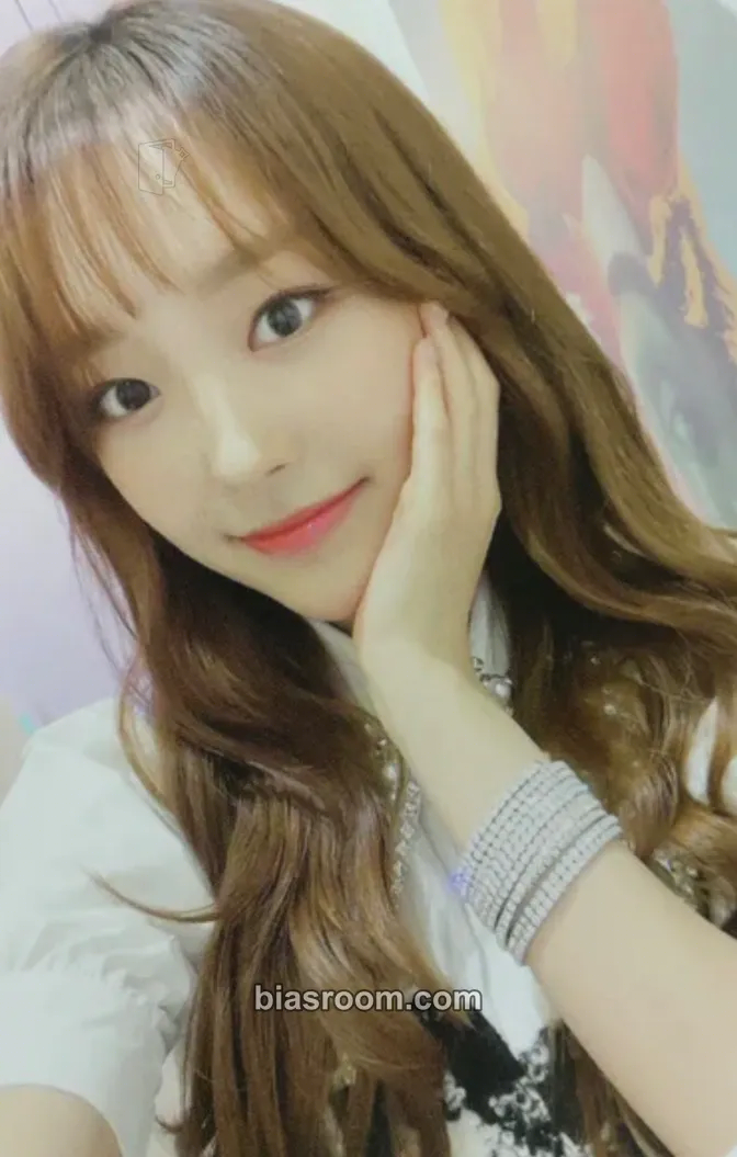 Yujeong Light a Wish Photocard - LIGHTSUM - LIGHTSUM K-pop photocard