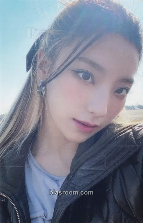 Saerom Unlock My World Photocard - fromis_9 - fromis_9 K-pop photocard