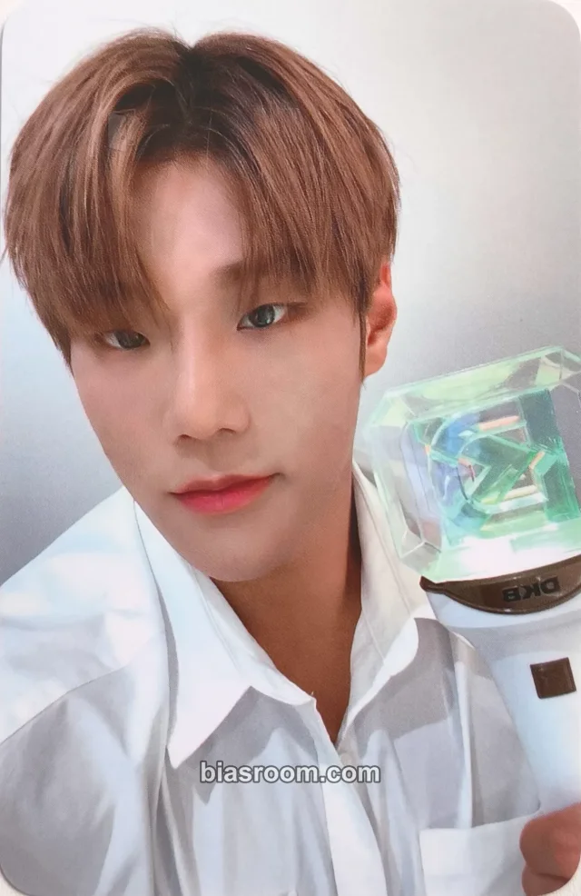DKB - Junseo - DKB OFFICIAL LIGHT STICK  Other photocard set