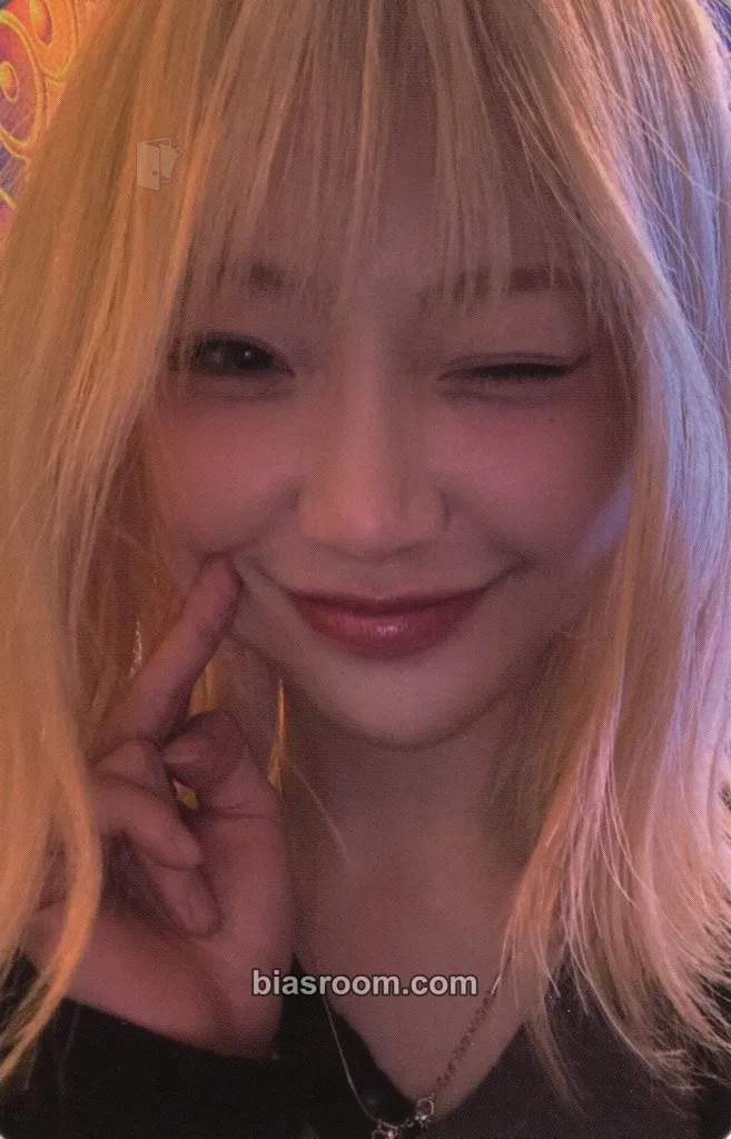 Jeewon LATE O’ CLOCK Photocard - Latency - Latency K-pop photocard