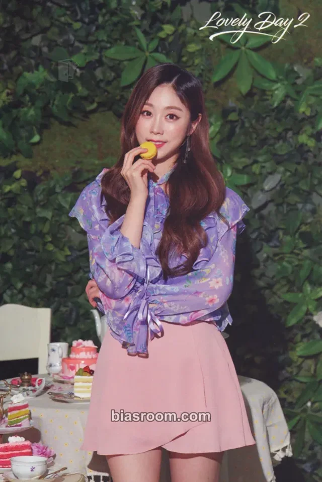 Lovelyz - Jisoo - Lovely Day 2 Event postcard set korea edition