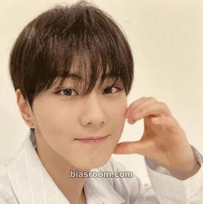 Jungwon WALK THE LINE SUMMER EDITION IN CINEMAS Photocard - ENHYPEN - ENHYPEN K-pop photocard